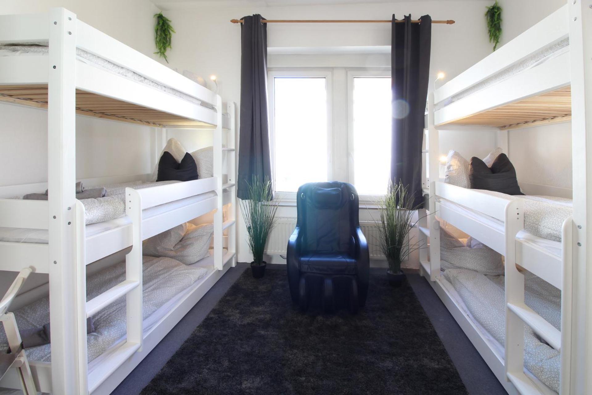 Hotel Ulm Zentrum - Komplettes Zimmer, Hochbett, Android Tv & Eigenem Bad - Perfekt Fuer Familien & Gruppen Extérieur photo