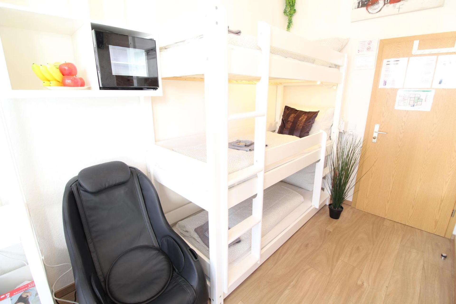 Hotel Ulm Zentrum - Komplettes Zimmer, Hochbett, Android Tv & Eigenem Bad - Perfekt Fuer Familien & Gruppen Extérieur photo
