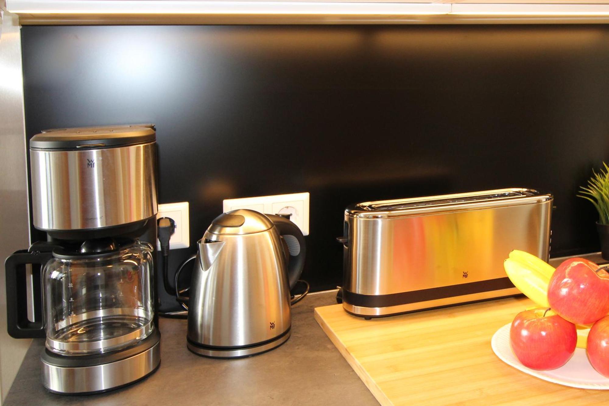 Hotel Ulm Zentrum - Komplettes Zimmer, Hochbett, Android Tv & Eigenem Bad - Perfekt Fuer Familien & Gruppen Extérieur photo